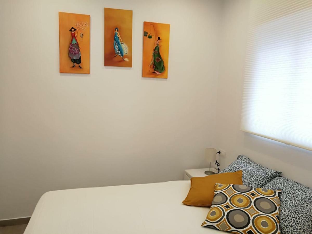 Apartamentos Playa Benitez Сеута Екстериор снимка
